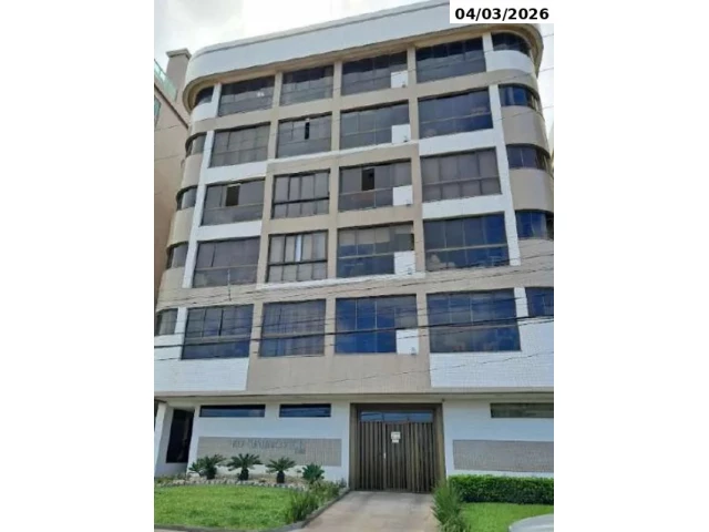 Apto. 230,19m² - 2 Box -12m² cada - Av. Beira Mar- Zona Nova