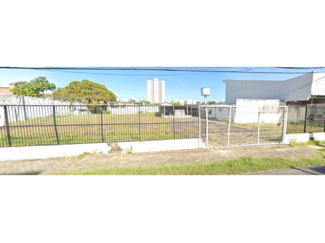 Edificação c/ 129,37m² - Terreno c/ 283,80m² - Fortaleza/CE