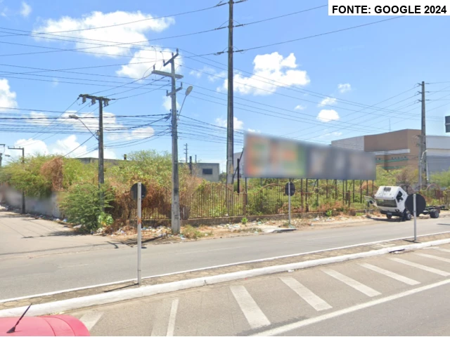 Terreno (foto 3 de 3)
