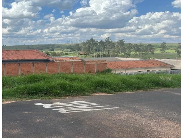 Terreno em leilão em Duartina