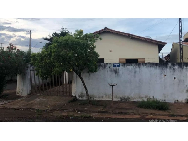 Casa – Terreno c/ 282,60m² - Colina/SP