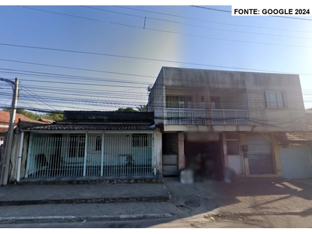Edificações 75m² e 316m²- Terreno - 2.000,00m² - Tanguá/RJ