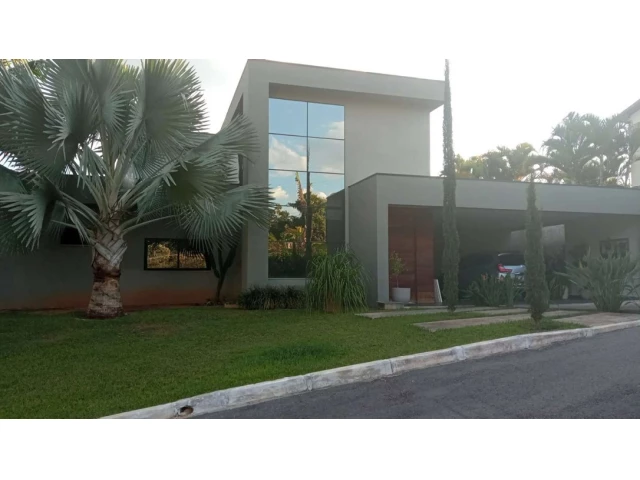 Direitos - Casa c/ 390m² - Terreno c/ 1.224m² - Brasília/DF
