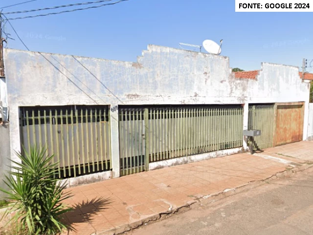 Casa com 3 quartos na Vila Bandeirantes (foto 2 de 5)