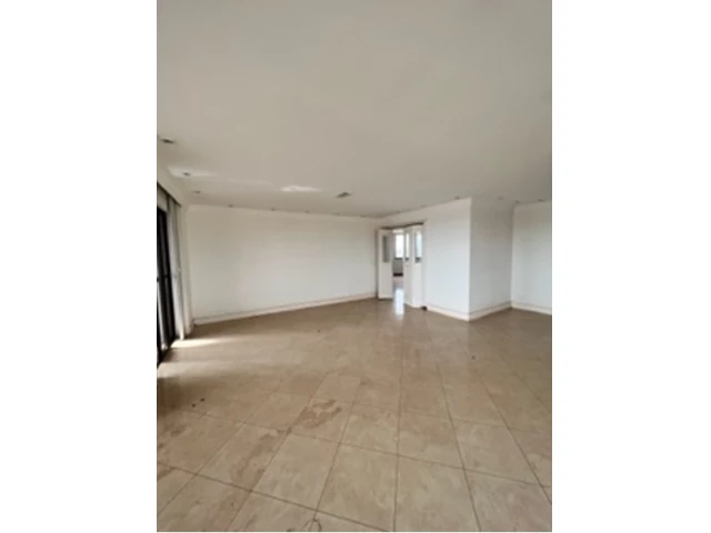 Apartamento com 4 quartos no Centro (foto 3 de 20)