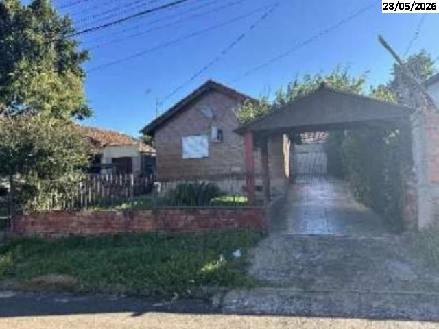Casa no Núcleo Cohab em Cacequi/RS — foto 1