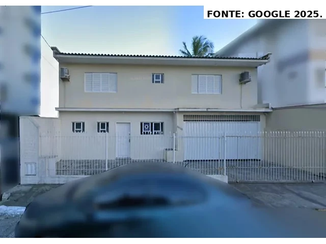 Direitos - Casa de 02 pav. - Terreno c/ 396m² - Itapema/SC