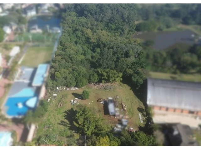 Terreno no Cavalhada (foto 2 de 8)