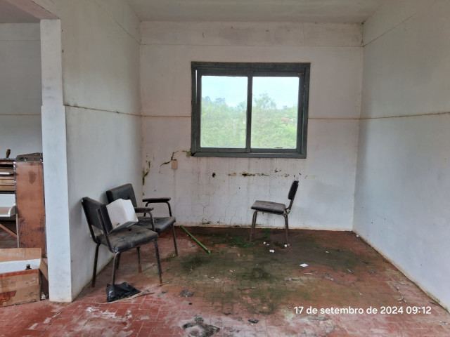 Prédio no Centro (foto 30 de 40)