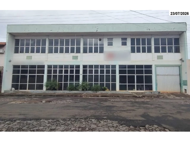 Prédio-400m² - Galpão-200m² - Terreno-412,50m² 