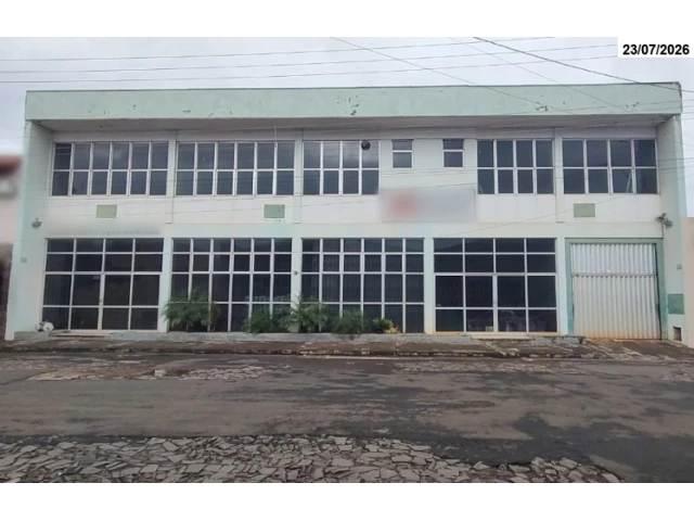 Prédio-400m² - Galpão-200m² - Terreno-412,50m²