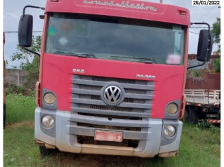 Veículo VOLKSWAGEN 24.250 CNC 6X2 VW/24.250 CNC 6X2 2011 Basculante Vermelho 2011 em leilão