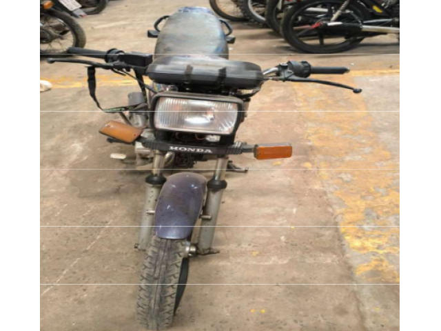 Veículo HONDA CG Honda CG 125 Titan 1999 Sucata Azul 2000 em leilão