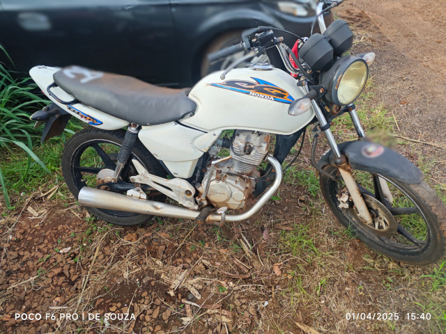 Veículo HONDA CG Honda CG 125 Fan 2006/2007 Branca 2007 em leilão