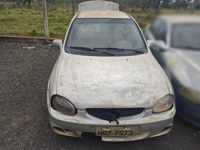 CHEVROLET/CORSA MILENIUM – 01/01 – Paranaíba/MS