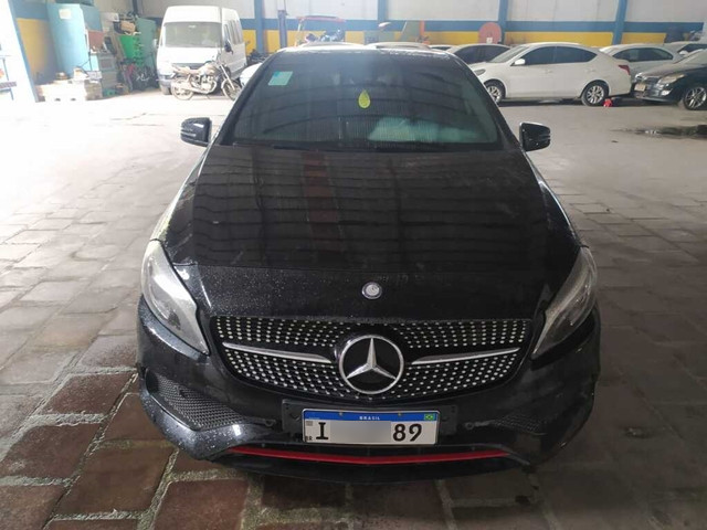 I/M.BENZ A250 TURBOSPORT - 2017/2018 - Preto - Depósito