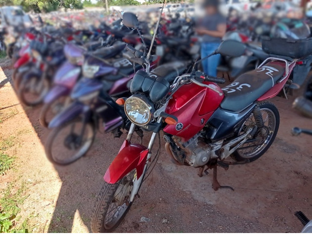 Veículo YAMAHA Factor YAMAHA FACTOR YBR125 E 2009/2010 2010 em leilão