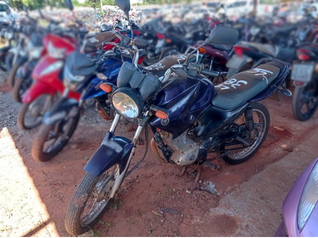 Veículo YAMAHA Factor YAMAHA/FACTOR YBR125 K 2010/2011 Roxa 2011 em leilão