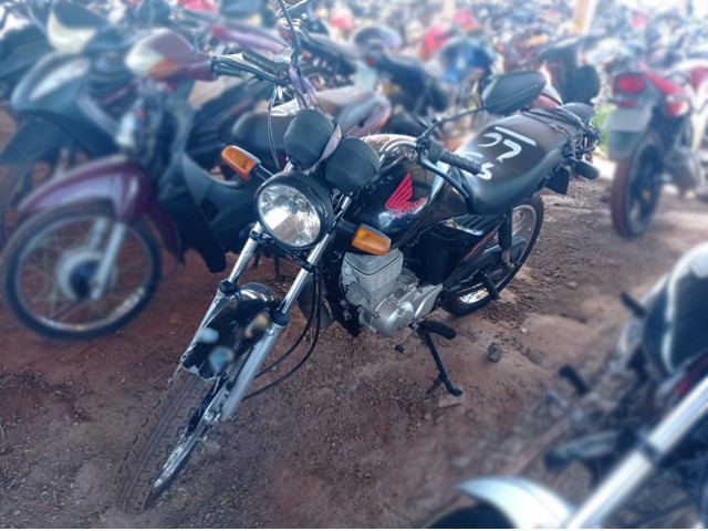 Veículo HONDA CG 125 Fan KS HONDA/CG 125 FAN KS 2010/2011 2011 em leilão