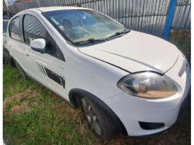 Fiat Palio Sporting - 14/15 - Branco - Depósito