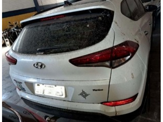 Hyundai Tucson Turbo - 17/18 - Branca - Depósito