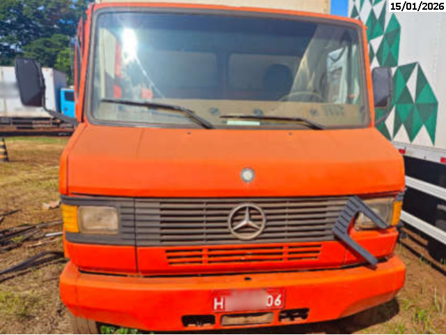 Mercedes-Benz/710 - 04/04 - Campo Grande/MS