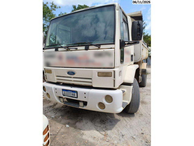 Ford Cargo 1317 E - 08/09 - Eunápolis/BA 