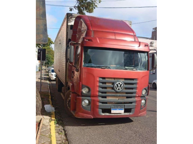 Caminhão - VW/24.250 CNC 6X2 - 07/08 - Carroceria Fechada