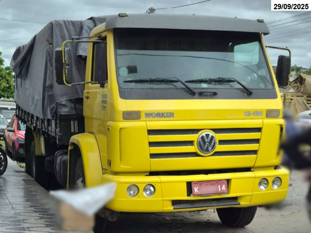Caminhão VW/13.180, Euro Worker 3, 2006 - Cansanção/BA
