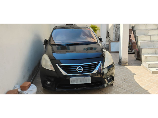 NISSAN VERSA - 13/14 - Barra Mansa/RJ