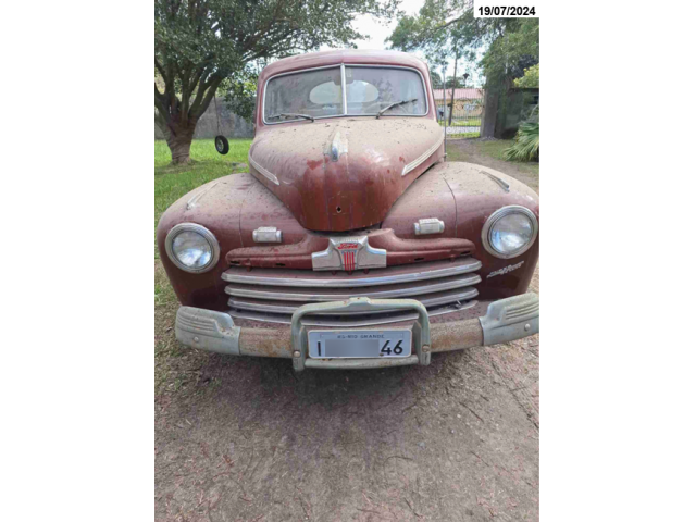 Ford Coupê - 1946/1946 - Vermelho/Bordo