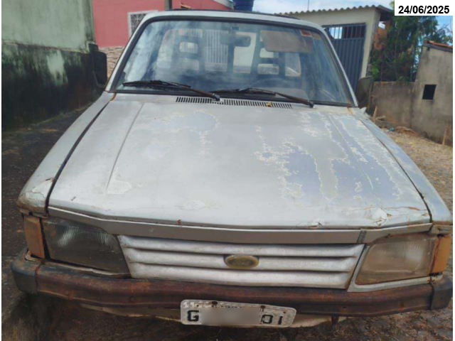 Foto Capa: Dores do Indaiá/MG - Ford/Pampa L - 95/95