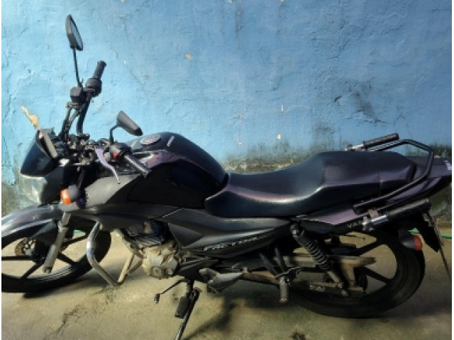 YAMAHA YBR 1251 Factor ED - Governador Valadares/MG