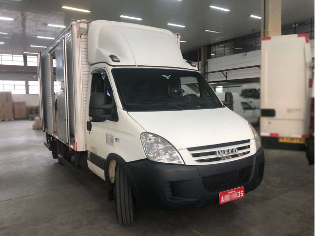 Iveco Daily45S14 CS 136CV 10/11 - Curitiba/PR