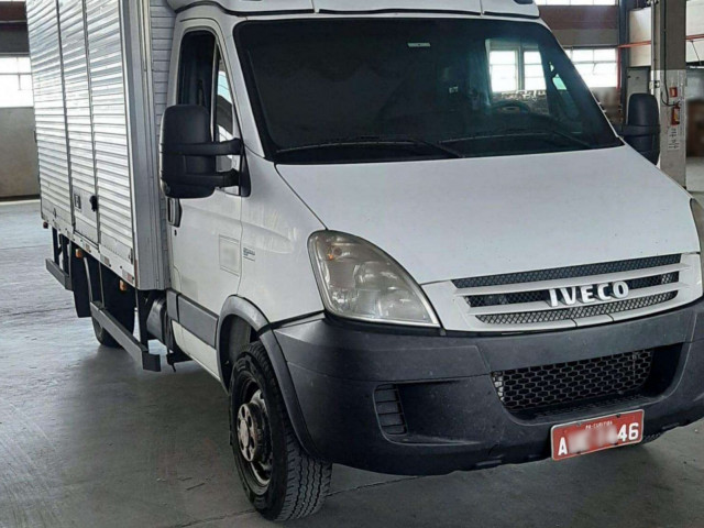 Iveco Daily 45S14 CS 136CV  10/11 - Curitiba/PR
