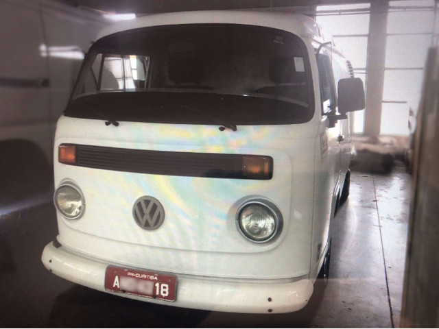 VW Kombi Furgão 05/06 - Curitiba/PR