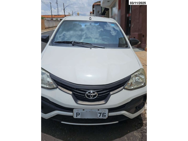 Foto Capa: Corumbaíba/GO - Toyota Etios - 18/19