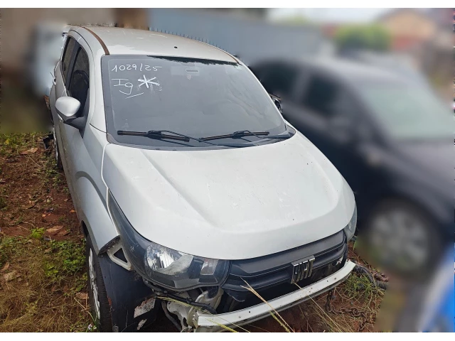 Fiat Mobi Like - 17/18 - Indápolis-Dourados/MS