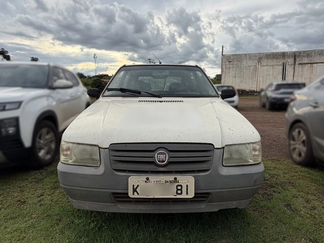 Fiat/Uno Mille Economy – 09/10 - Tangará da Serra/MT