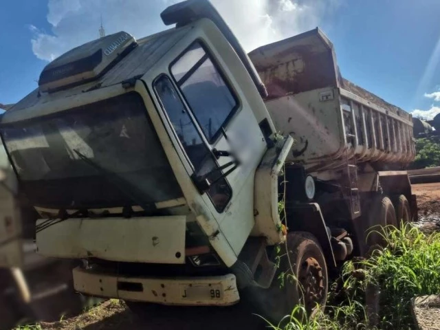 Ford/Cargo 1622 – 99/99 - Tangará da Serra/MT