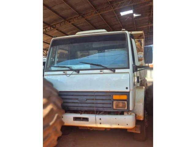 Ford/Cargo 1622 – 99/99 - Tangará da Serra/MT