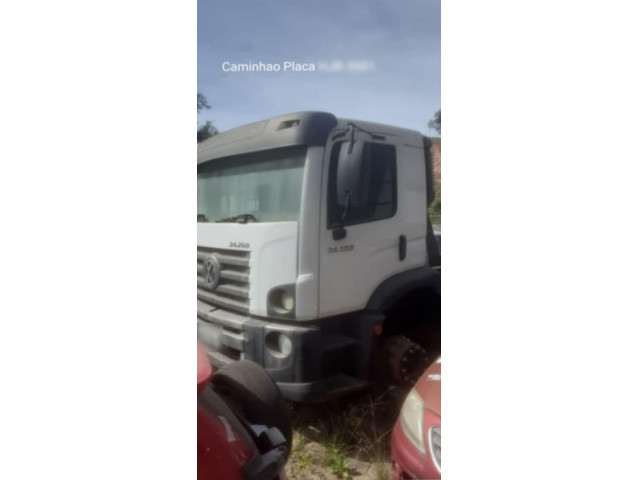 Volkswagen/24-250 CNC 6x2 - 11/11 - Caratinga/MG