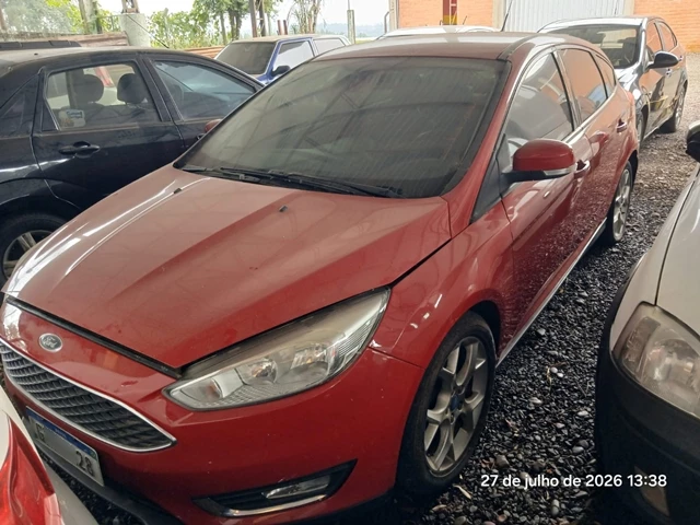 Ford/Focus SE - 2016 - Vermelho - B. Auxiliadora