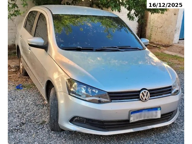 VW/VOYAGE CL MB - 15/16 - Prata