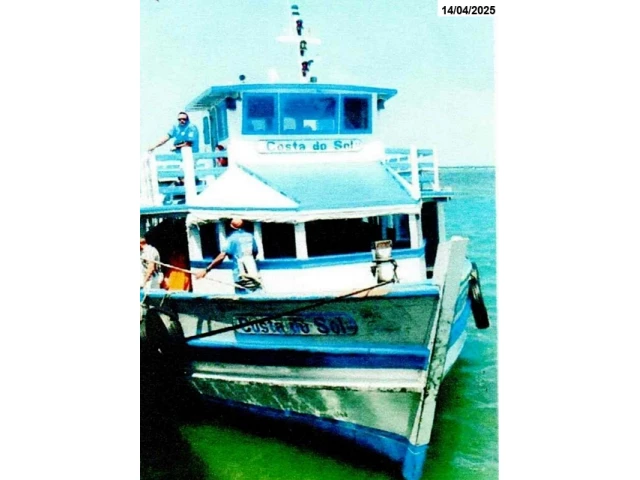 Embarcação Costa do Sol II - Vera Cruz/BA