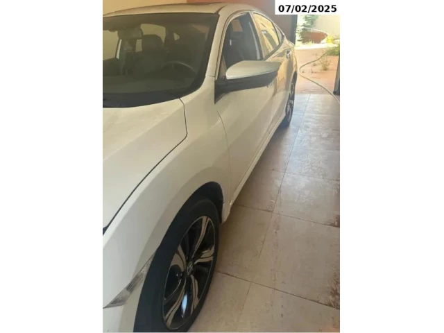 Honda/CIVIC Touring CVT - 2018/2018 - Campo Grande/MS — foto 4 de 4