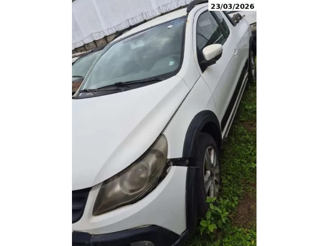 VW/Saveiro 1.6 Cross 12/13 - São Luís/MA