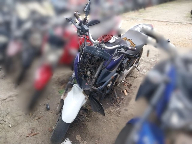 HONDA/CB 300R – 11/11 – Itaquaquecetuba/SP