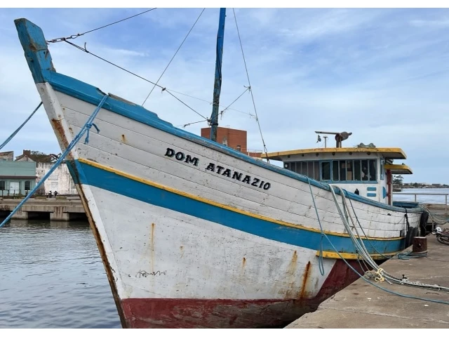 Foto 1 de Embarcação Dom Atanazio - Tipo: Pesqueiro