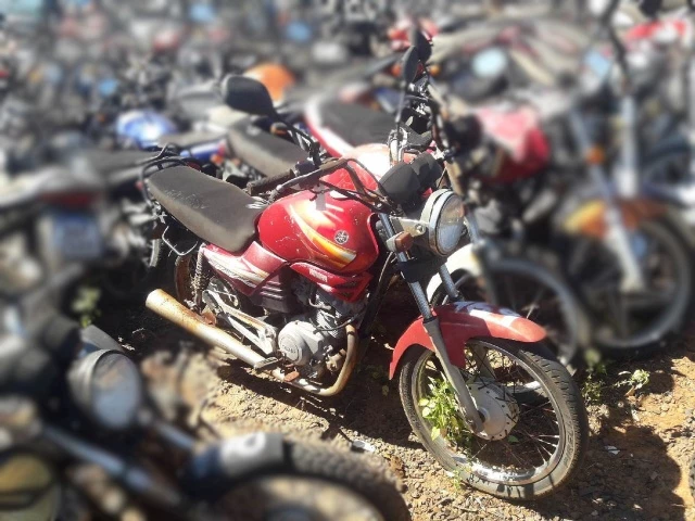 YAMAHA/YBR 125E – 05/05 – Catanduva/SP
